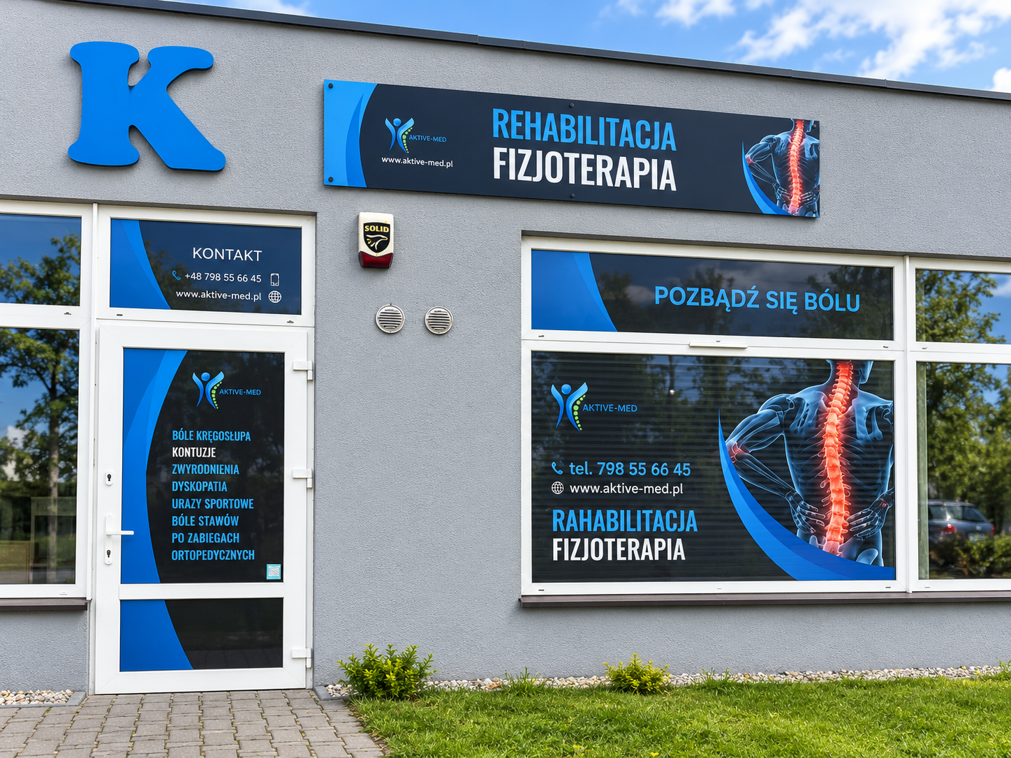 Wejście do gabinetu fizjoterapii Aktive-med w Katowicach